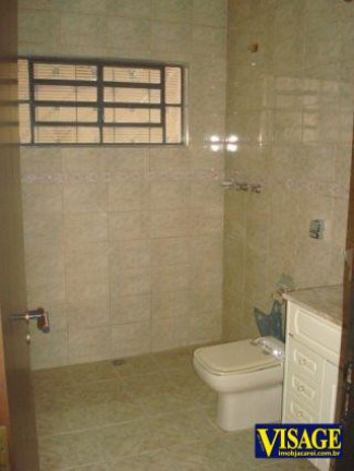 Imagem Casa com 2 Quartos à Venda, 500 m² em Centro - Jacareí Imagem Casa com 2 Quartos à Venda, 500 m² em Centro - Jacareí