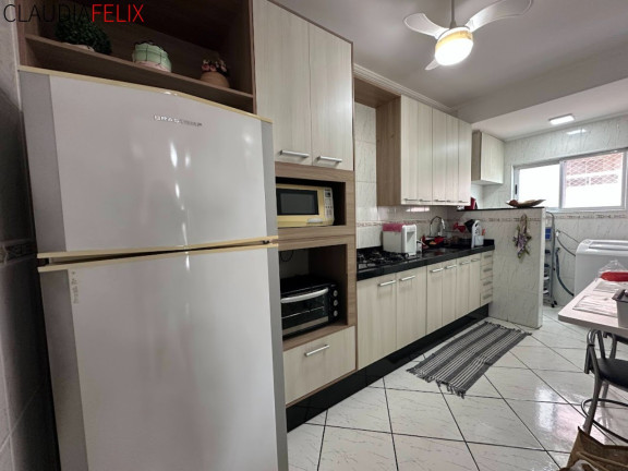 Imagem Imóvel com 2 Quartos à Venda, 82 m² em Canto Do Forte - Praia Grande Imagem Imóvel com 2 Quartos à Venda, 82 m² em Canto Do Forte - Praia Grande