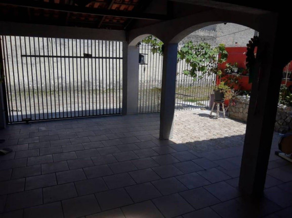 Imagem Casa com 3 Quartos à Venda, 75 m² em Capão Da Imbuia - Curitiba Imagem Casa com 3 Quartos à Venda, 75 m² em Capão Da Imbuia - Curitiba