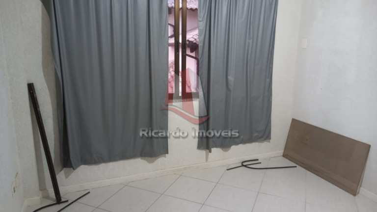 Imagem Imóvel com 2 Quartos à Venda, 80 m² em Peró - Cabo Frio Imagem Imóvel com 2 Quartos à Venda, 80 m² em Peró - Cabo Frio