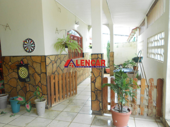 Imagem Casa com 3 Quartos à Venda, 300 m² em Aponiã - Porto Velho Imagem Casa com 3 Quartos à Venda, 300 m² em Aponiã - Porto Velho