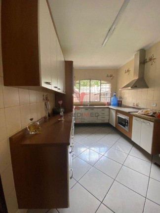 Imagem Casa com 4 Quartos à Venda, 343 m² em Centro - Ribeirão Pires Imagem Casa com 4 Quartos à Venda, 343 m² em Centro - Ribeirão Pires