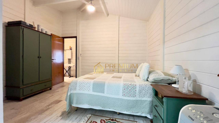 Imagem Casa com 7 Quartos à Venda, 400 m² em Pouso Alegre - Santa Isabel