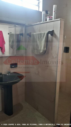 Imagem Casa com 3 Quartos à Venda, 200 m² em Vila Sao Jose - Taubaté Imagem Casa com 3 Quartos à Venda, 200 m² em Vila Sao Jose - Taubaté