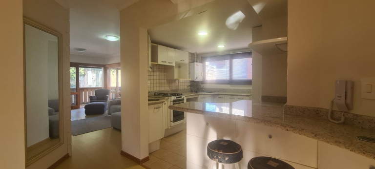 Imagem Apartamento com 2 Quartos à Venda, 96 m² em Centro - Gramado