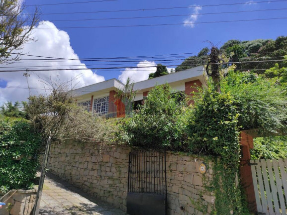 Casa com 3 Quartos à Venda, 210 m² em Albuquerque - Teresópolis