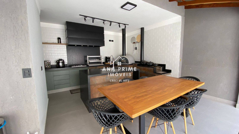 Imagem Casa com 3 Quartos à Venda, 210 m² em Jardim Oriente - São José Dos Campos