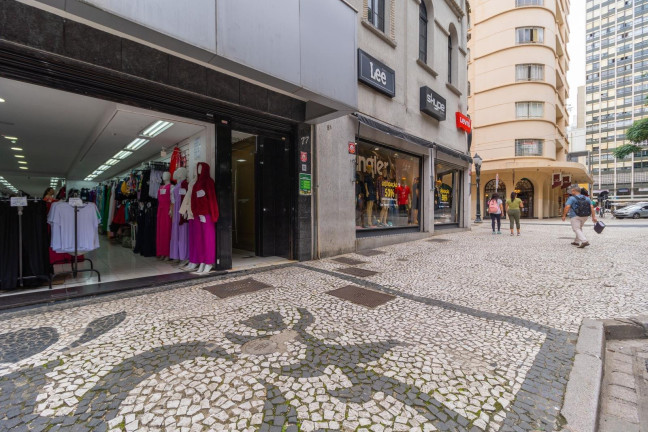 Imagem Imóvel Comercial à Venda, 2.096 m² em Centro - Curitiba Imagem Imóvel Comercial à Venda, 2.096 m² em Centro - Curitiba