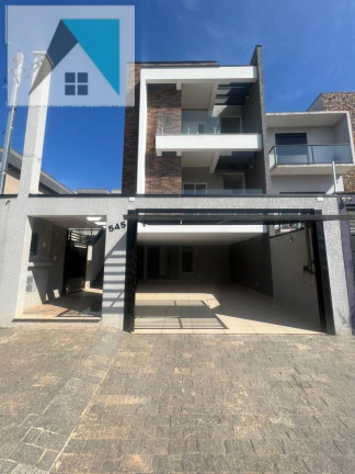 Casa com 3 Quartos à Venda, 208 m² em Portais (polvilho) - Cajamar