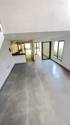 Imagem Casa com 3 Quartos à Venda, 140 m² em Pires Façanha - Eusébio Imagem Casa com 3 Quartos à Venda, 140 m² em Pires Façanha - Eusébio