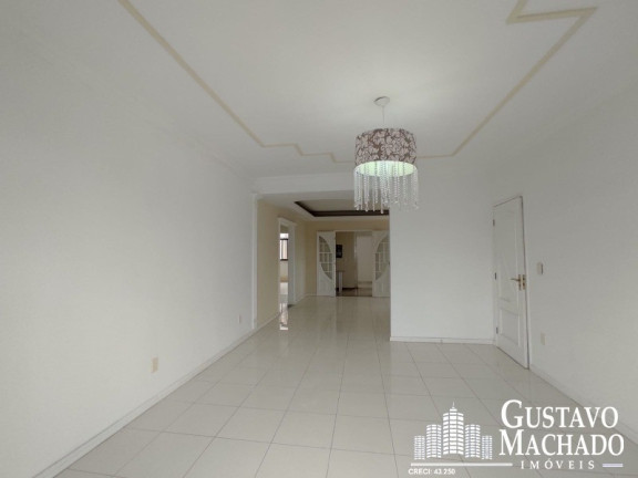 Imagem Imóvel com 3 Quartos à Venda, 248 m² em Jardim Belvedere - Volta Redonda Imagem Imóvel com 3 Quartos à Venda, 248 m² em Jardim Belvedere - Volta Redonda