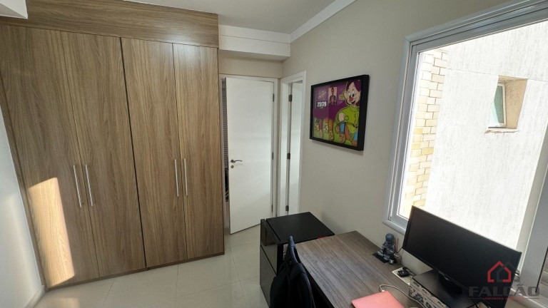 Imagem Apartamento com 3 Quartos à Venda, 134 m² em Gonzaga - Santos Imagem Apartamento com 3 Quartos à Venda, 134 m² em Gonzaga - Santos