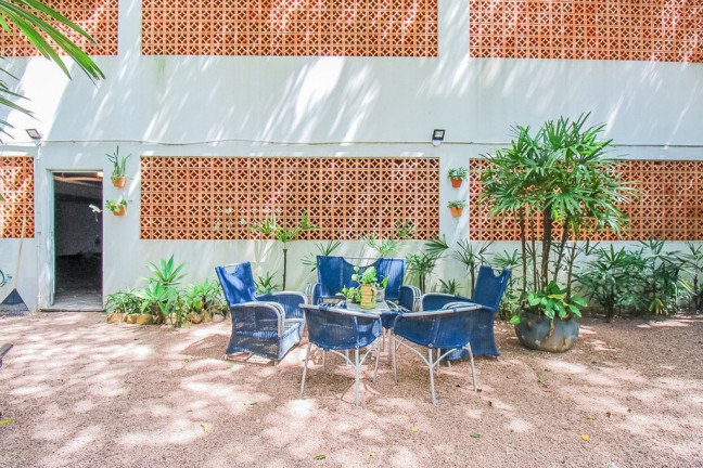 Imagem Imóvel com 2 Quartos à Venda, 170 m² em Moinhos De Vento - Porto Alegre Imagem Imóvel com 2 Quartos à Venda, 170 m² em Moinhos De Vento - Porto Alegre