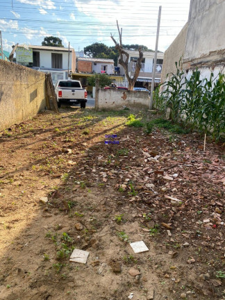 Imagem Sobrado com 2 Quartos à Venda, 50 m² em Pinheirinho - Curitiba Imagem Sobrado com 2 Quartos à Venda, 50 m² em Pinheirinho - Curitiba