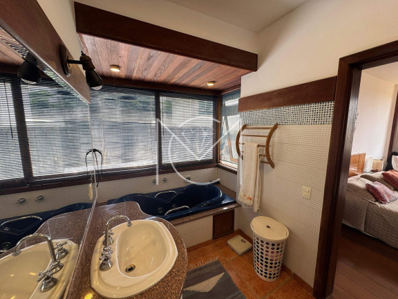 Imagem Casa com 3 Quartos à Venda, 395 m² em Bandeirantes (pampulha) - Belo Horizonte