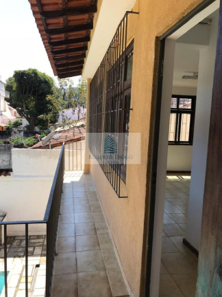 Imagem Casa com 8 Quartos à Venda, 403 m² em Piratininga - Niterói