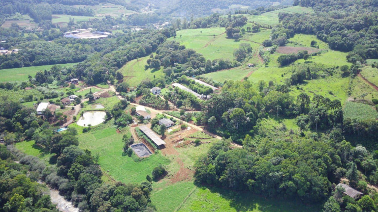 Imagem Terreno à Venda, 101.000 m² em Rodovia - Arabuta Imagem Terreno à Venda, 101.000 m² em Rodovia - Arabuta