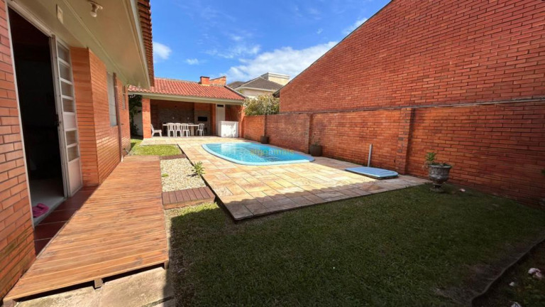 Imagem Casa com 5 Quartos à Venda, 318 m² em Atlântida - Xangri-lá Imagem Casa com 5 Quartos à Venda, 318 m² em Atlântida - Xangri-lá