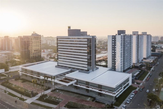 Imagem Imóvel com 2 Quartos à Venda,  em Jardim Lindóia - Porto Alegre