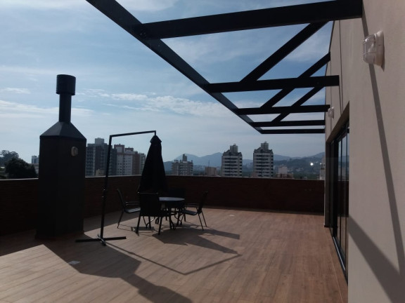 Apartamento com 2 Quartos à Venda, 72 m² em Trindade - Florianópolis