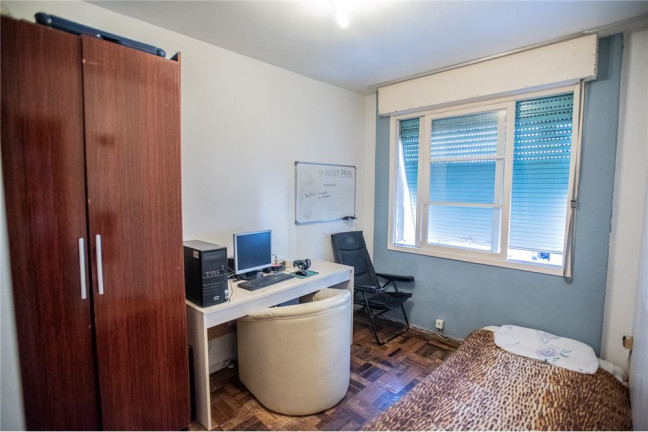 Imagem Imóvel com 2 Quartos à Venda, em Passo Da Areia - Porto Alegre Imagem Imóvel com 2 Quartos à Venda, em Passo Da Areia - Porto Alegre