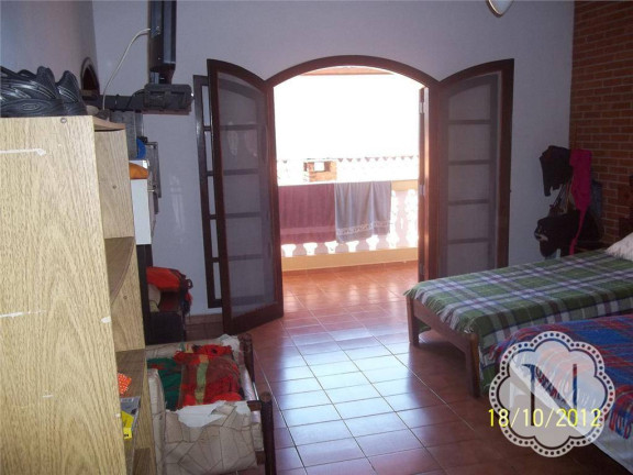 Imagem Sobrado com 4 Quartos à Venda, 200 m² em Jardim Mosteiro - Itanhaém Imagem Sobrado com 4 Quartos à Venda, 200 m² em Jardim Mosteiro - Itanhaém