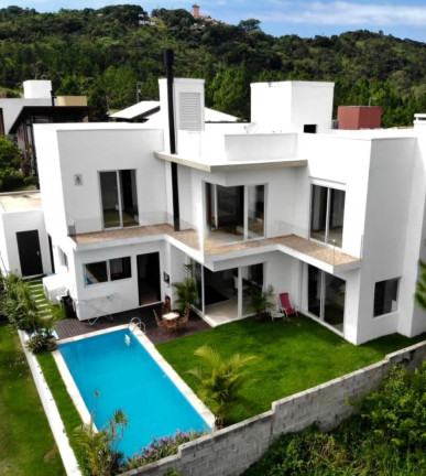 Imagem Casa com 3 Quartos à Venda, 254 m² em Jardim Panorâmico - Garopaba Imagem Casa com 3 Quartos à Venda, 254 m² em Jardim Panorâmico - Garopaba