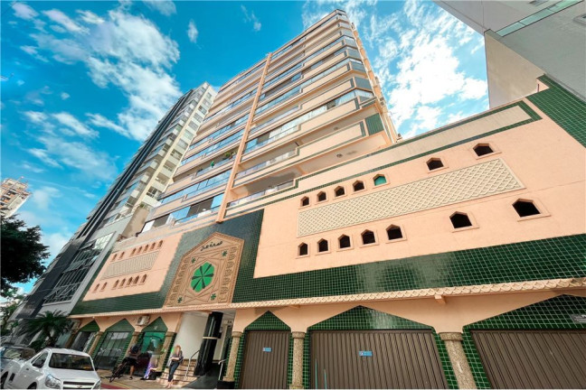 Imagem Imóvel com 2 Quartos à Venda,  em Pioneiros - Balneário Camboriú