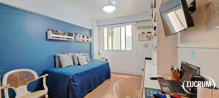 Imagem Apartamento com 3 Quartos à Venda, 156 m² em Laranjeiras - Rio De Janeiro Imagem Apartamento com 3 Quartos à Venda, 156 m² em Laranjeiras - Rio De Janeiro