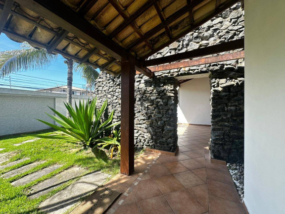 Casa com 4 Quartos para Alugar, 250 m² em Alto Do Mundaí - Porto Seguro