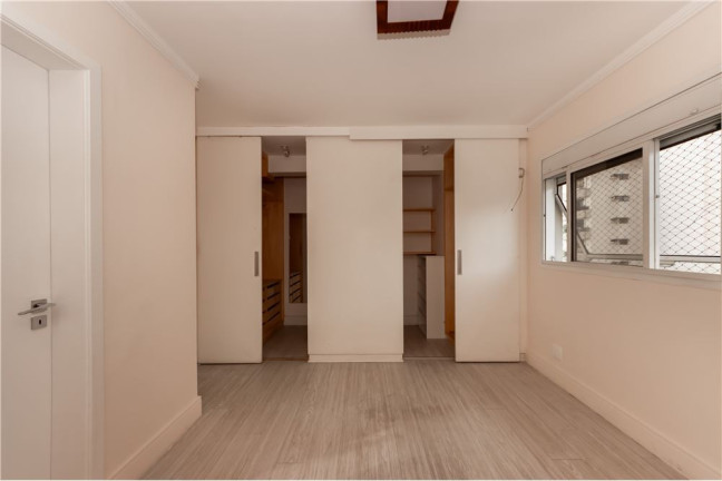 Imagem Apartamento com 3 Quartos à Venda, 159 m² em Vila Nova Conceição - São Paulo