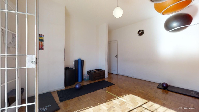 Imagem Casa com 3 Quartos à Venda, 121 m² em C Moncoes - São Paulo Imagem Casa com 3 Quartos à Venda, 121 m² em C Moncoes - São Paulo