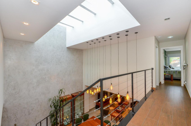 Imagem Casa com 5 Quartos à Venda, 396 m²em Tingui - Curitiba