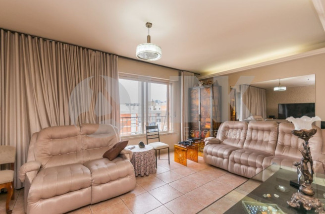 Imagem Apartamento com 3 Quartos à Venda, 130 m² em Moinhos De Vento - Porto Alegre Imagem Apartamento com 3 Quartos à Venda, 130 m² em Moinhos De Vento - Porto Alegre