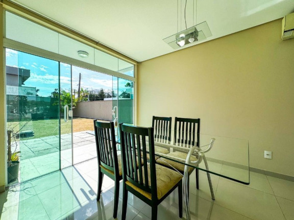 Imagem Casa com 3 Quartos à Venda, 182 m² em Ponta Negra - Manaus