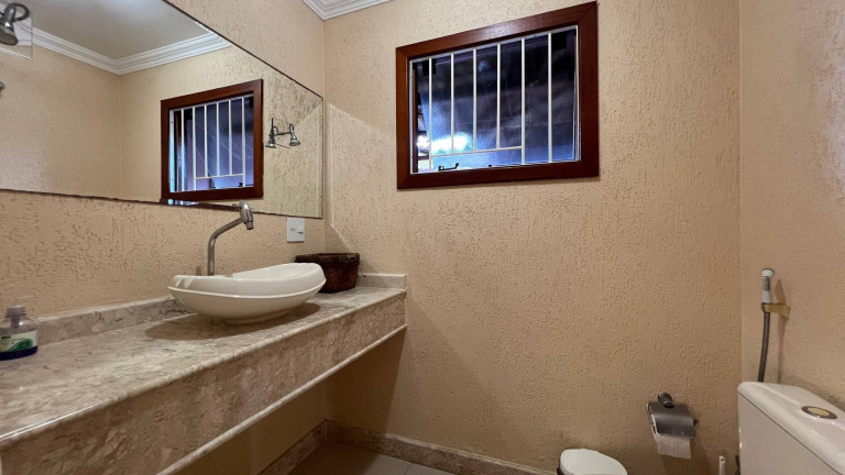 Imagem Casa com 5 Quartos à Venda, 630 m² em Ogiva - Cabo Frio Imagem Casa com 5 Quartos à Venda, 630 m² em Ogiva - Cabo Frio