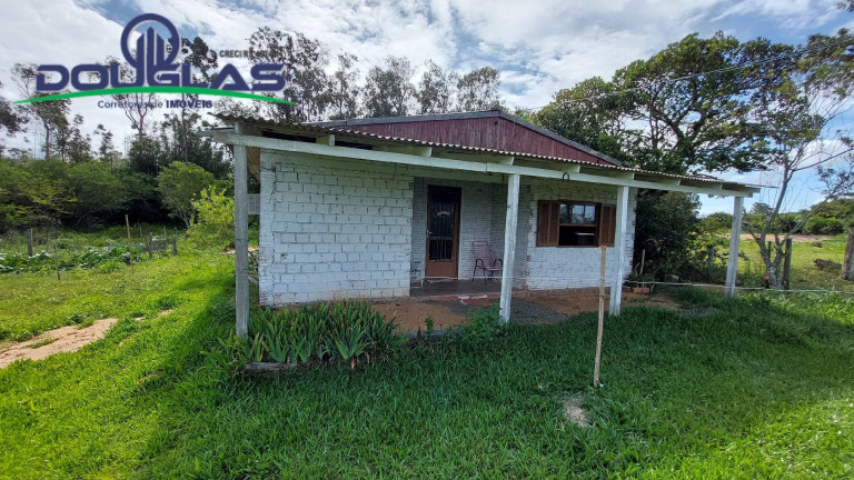 Casa com 2 Quartos à Venda,  em Capão Da Porteira - Viamão