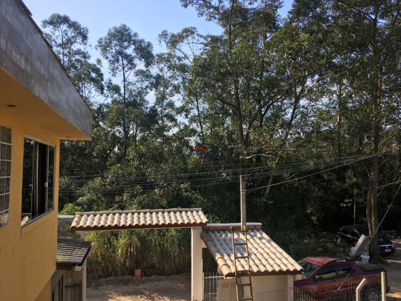 Imagem Sobrado com 4 Quartos à Venda, 150 m² em São João Do Rio Vermelho - Florianópolis