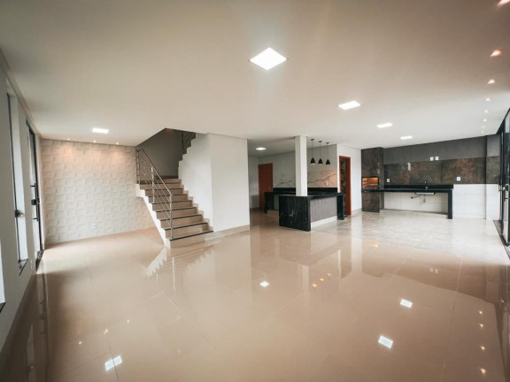 Sobrado com 3 Quartos à Venda, 176 m² em Setor Três Marias - Goiânia
