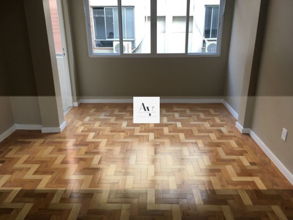 Imagem Apartamento com 4 Quartos à Venda, 166 m² em Centro Histórico - Porto Alegre Imagem Apartamento com 4 Quartos à Venda, 166 m² em Centro Histórico - Porto Alegre