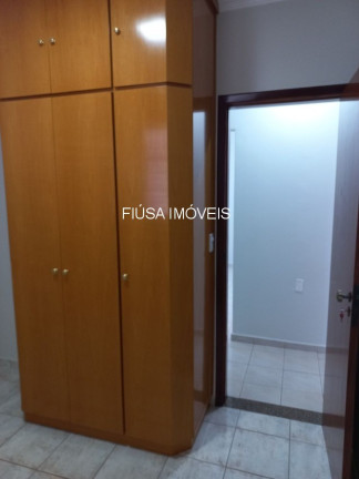 Imagem Casa com 3 Quartos à Venda, em Independência - Ribeirão Preto Imagem Casa com 3 Quartos à Venda, em Independência - Ribeirão Preto