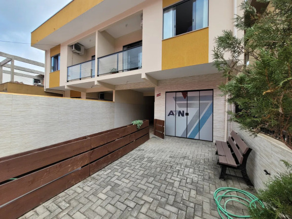 Imagem Casa com 3 Quartos à Venda, 150 m² em Municípios - Balneário Camboriú Imagem Casa com 3 Quartos à Venda, 150 m² em Municípios - Balneário Camboriú