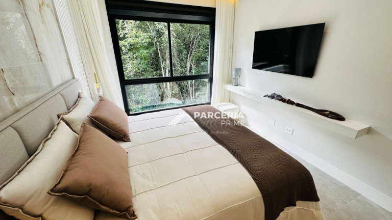 Imagem Casa com 6 Quartos à Venda, 380 m² em Riviera Módulo 11 - Bertioga Imagem Casa com 6 Quartos à Venda, 380 m² em Riviera Módulo 11 - Bertioga