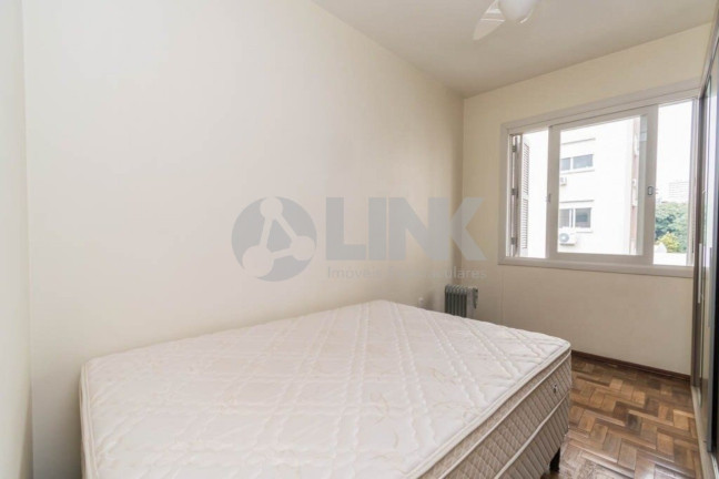 Imagem Apartamento com 2 Quartos à Venda, 70 m² em Moinhos De Vento - Porto Alegre