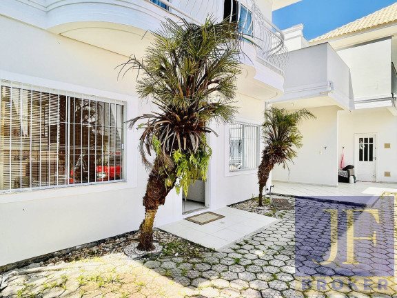 Imagem Casa com 3 Quartos para Temporada, 180 m² em Canasvieiras - Florianópolis Imagem Casa com 3 Quartos para Temporada, 180 m² em Canasvieiras - Florianópolis
