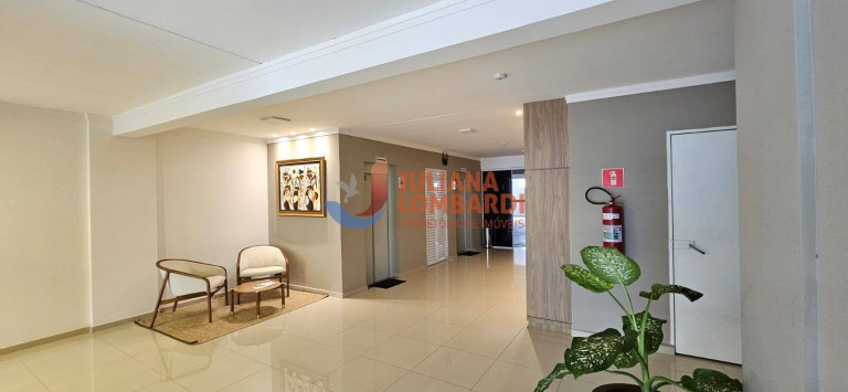 Imagem Apartamento com 2 Quartos à Venda,  em Centro - Cascavel