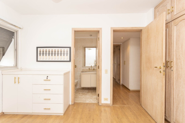 Imagem Imóvel com 4 Quartos à Venda, 241 m² em Campo Belo - São Paulo Imagem Imóvel com 4 Quartos à Venda, 241 m² em Campo Belo - São Paulo