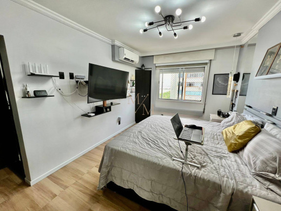 Imagem Apartamento com 3 Quartos à Venda, 144 m² em Gonzaga - Santos Imagem Apartamento com 3 Quartos à Venda, 144 m² em Gonzaga - Santos