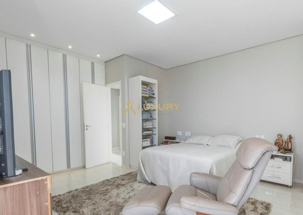 Imagem Imóvel com 4 Quartos à Venda, 180 m² em Vila Da Serra - Nova Lima Imagem Imóvel com 4 Quartos à Venda, 180 m² em Vila Da Serra - Nova Lima