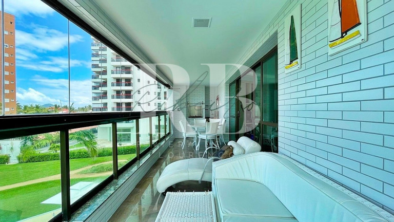 Imagem Imóvel com 4 Quartos à Venda, 255 m² em Riviera - Bertioga Imagem Imóvel com 4 Quartos à Venda, 255 m² em Riviera - Bertioga